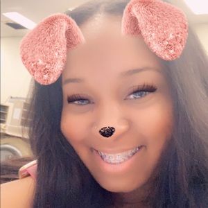 Meet your Posher, Ebony